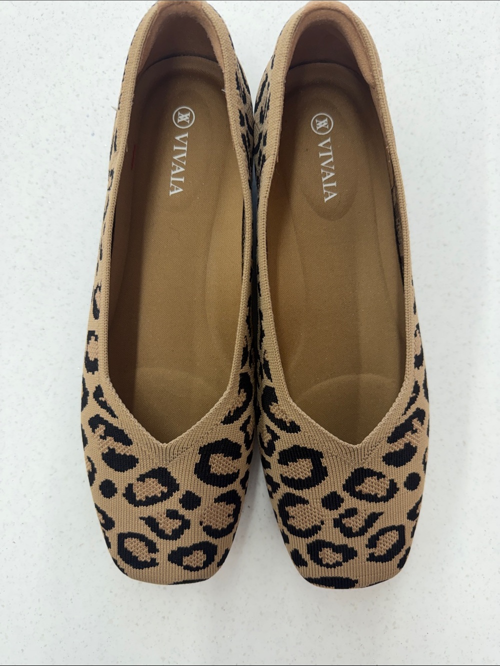 VIVAIA Margot 2.0 Square-Toe V-Cut Washable Flats - Picture 3 of 5
